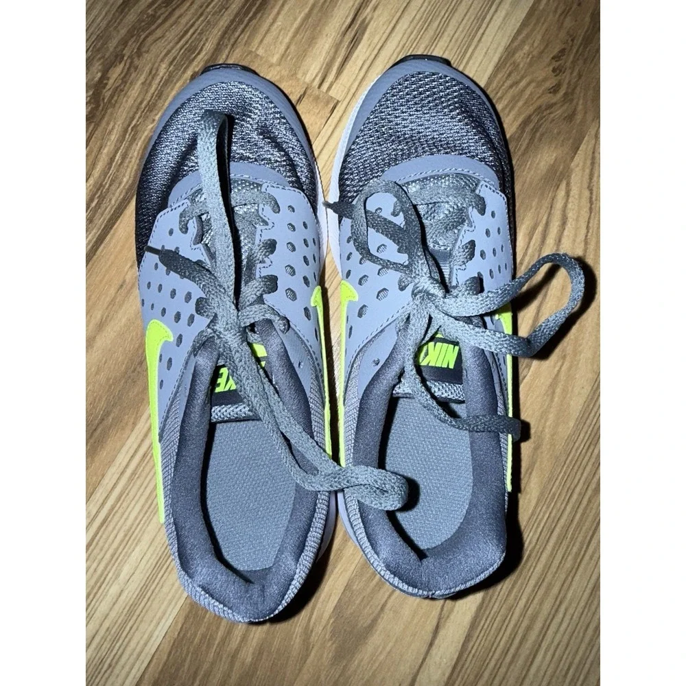 Nike new boys